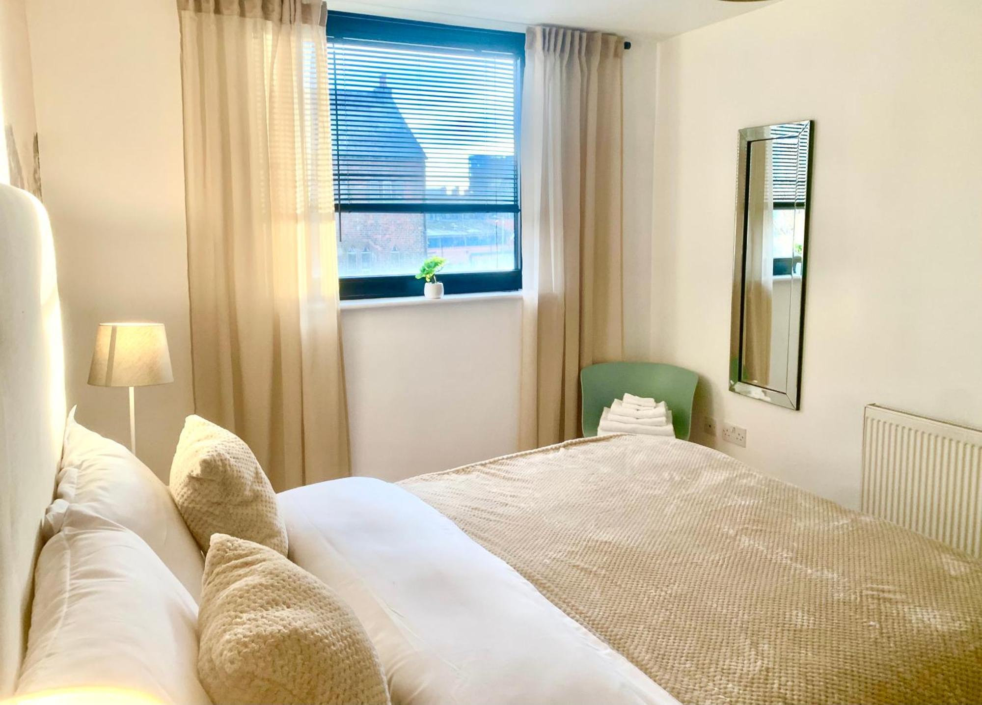 Large Stylish 3 Bedroom City Centre Apartment Free Secure Parking Liverpool Eksteriør bilde