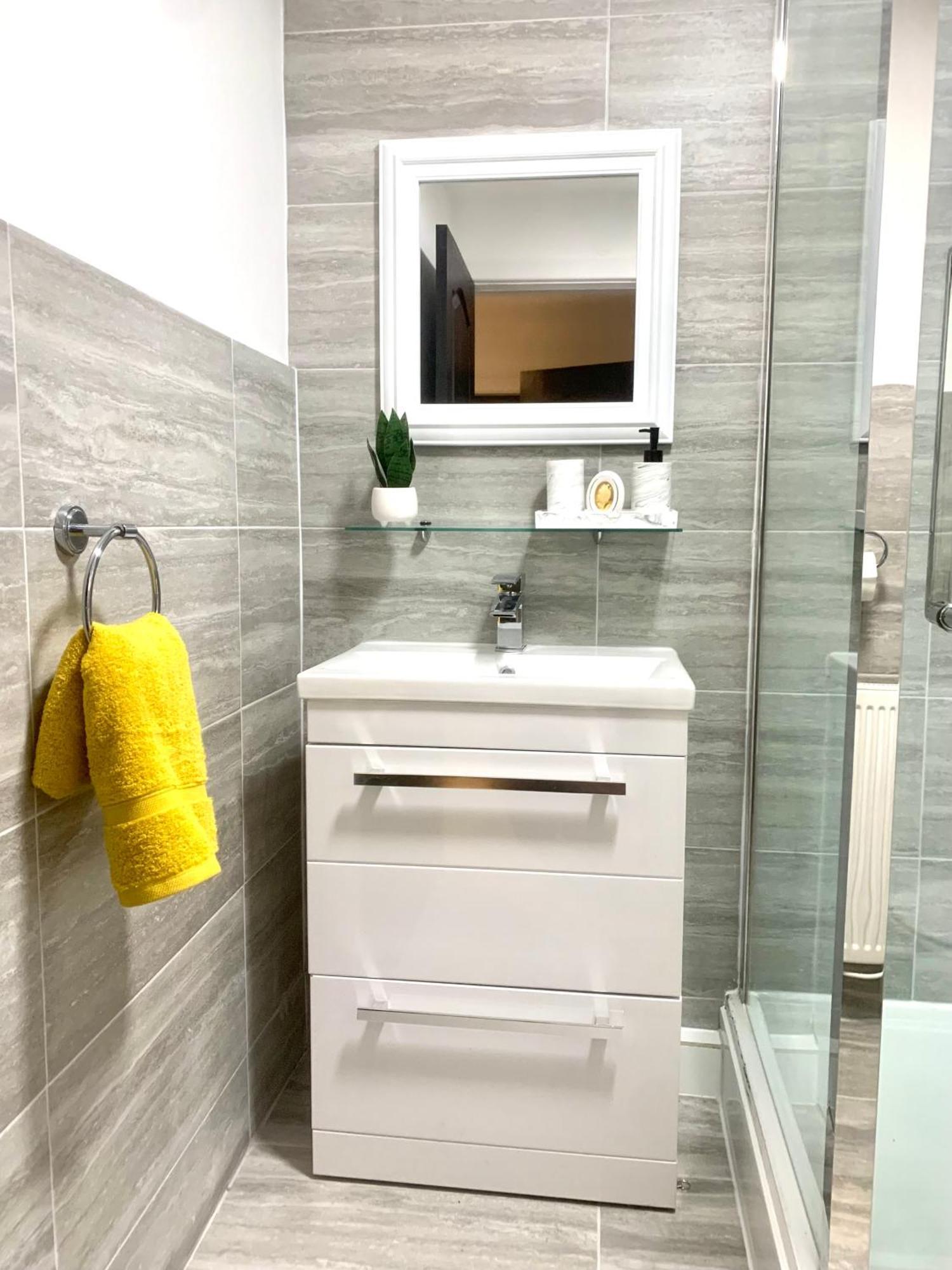 Large Stylish 3 Bedroom City Centre Apartment Free Secure Parking Liverpool Eksteriør bilde
